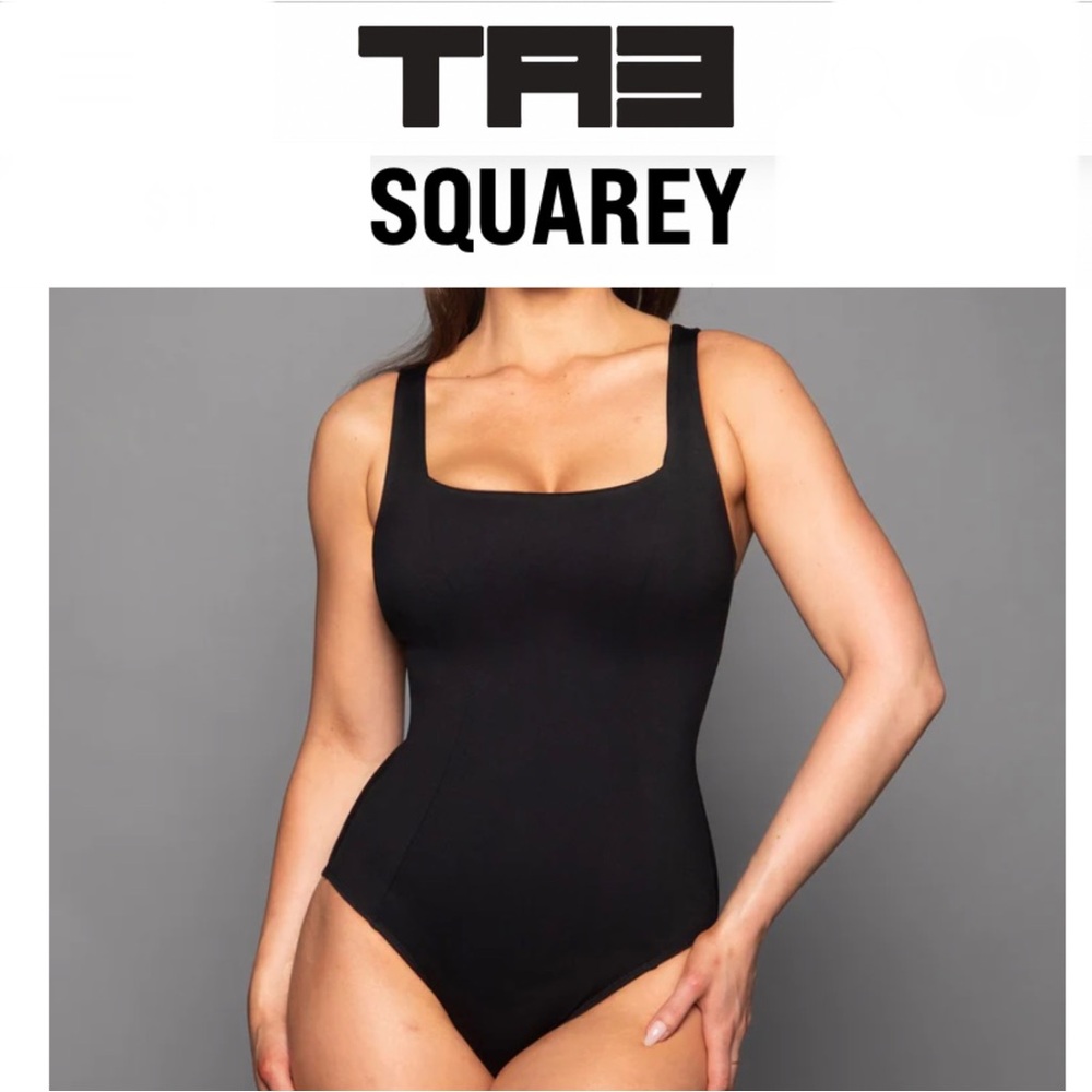 TA3swim SQUAREY one piece black swimsuit size large NWT ta3